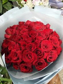 送花女孩吃瓜,送花女孩的甜蜜瓜界奇遇