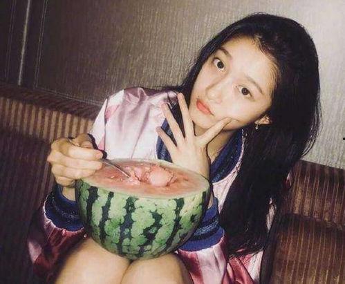 芝芝吃瓜吃货版,揭秘娱乐圈吃货们的美食之旅