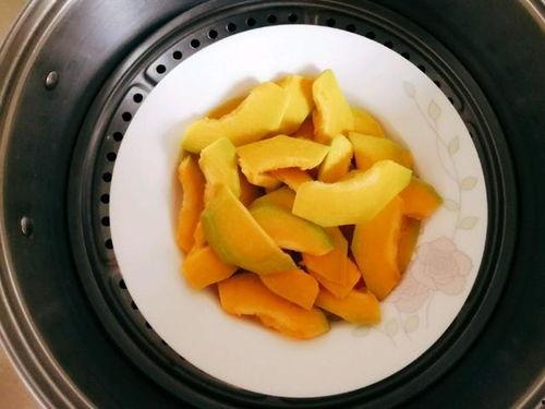 吃瓜吃土豆喝排骨是吧,揭秘夏日美食新风尚