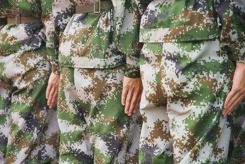 军训吃瓜原视频,揭秘军营里的欢乐时光