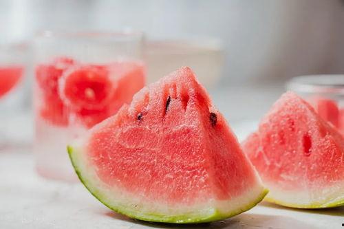 吃瓜 贪凉,揭秘消暑美食背后的健康秘密